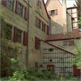 four-poster bed stead